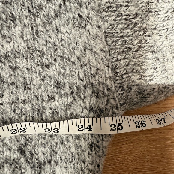HYFVE Cozy and Warm Gray Sweater (like new) - Picture 6 of 7